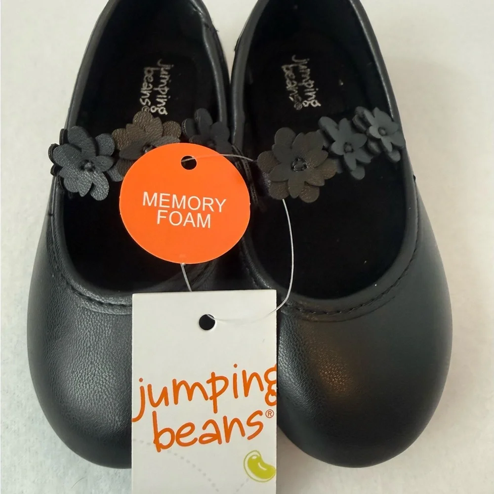 NWT-Jumping Beans Black Dress Shoe with Floral Accent Toddler size 6 Junieeblack
